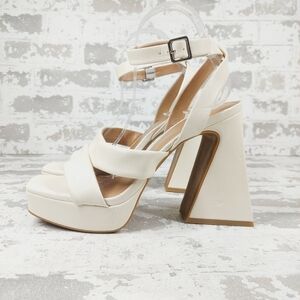 New Abound Tracy Cream Faux Leather Block Heel Retro Platform Sandals  H714